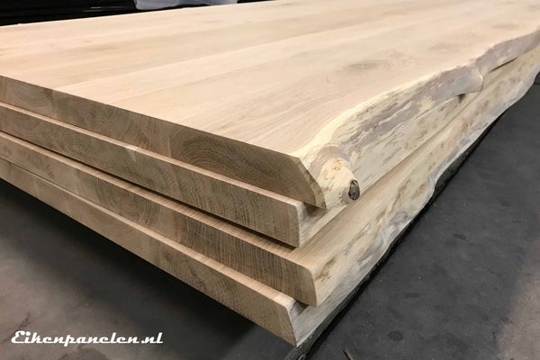 Eiken boomstamblad 40 mm CO 240 x 100 cm - eikenpanelen.nl