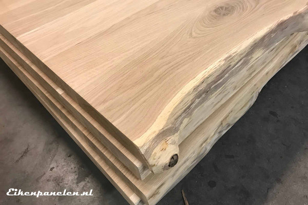 Eiken boomstamblad 40 mm CO 240 x 100 cm - eikenpanelen.nl