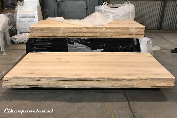 Eiken boomstamblad 40 mm CO 240 x 100 cm - eikenpanelen.nl