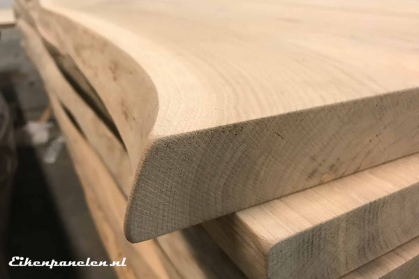 Eiken boomstamblad 40 mm CO 240 x 100 cm - eikenpanelen.nl
